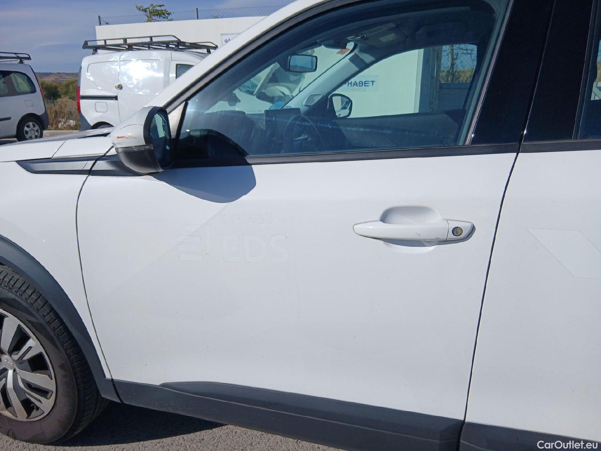  Peugeot  2008 PEUGEOT  / 2019 / 5P / todoterreno Active BlueHDI 81kW (110CV) #11