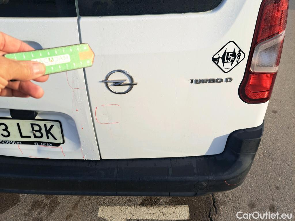  Opel  Combo OPEL  Life / 2018 / 5P / monovolumen 1.5 TD 75kW (100CV) S/S Expression XL #14