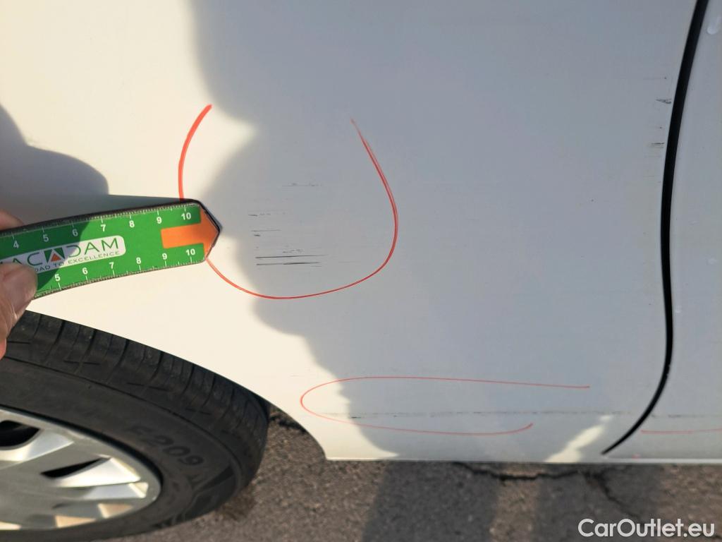  Opel  Combo OPEL  Life / 2018 / 5P / monovolumen 1.5 TD 75kW (100CV) S/S Expression XL #8