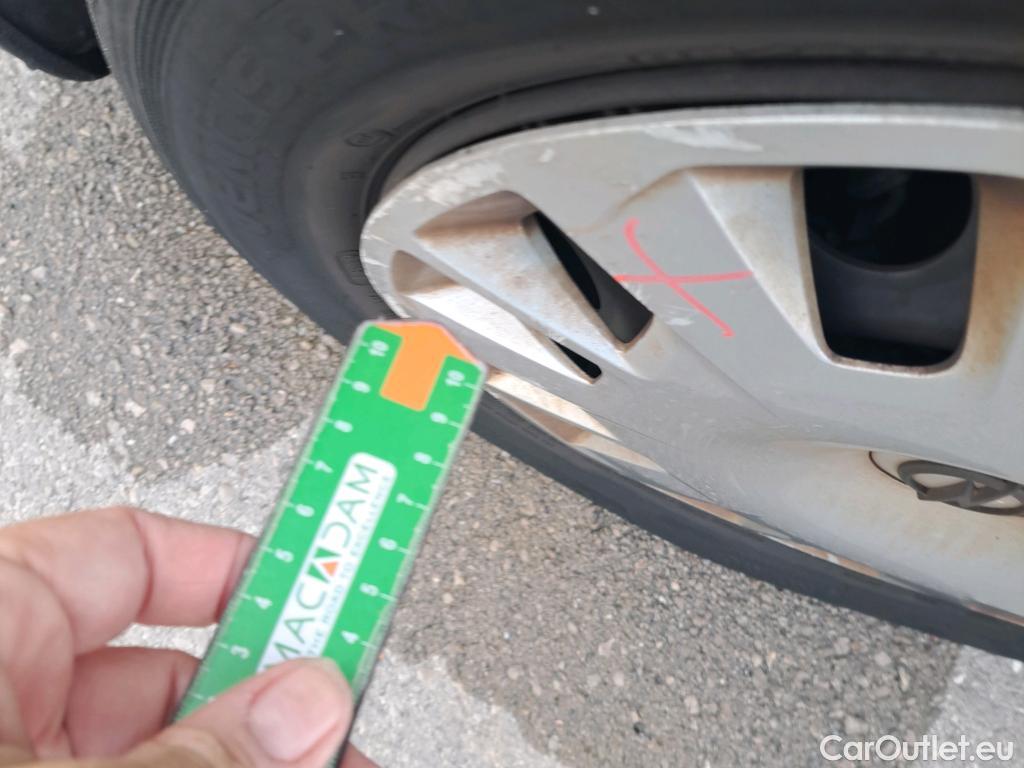  Opel  Combo OPEL  Life / 2018 / 5P / monovolumen 1.5 TD 75kW (100CV) S/S Expression XL #47