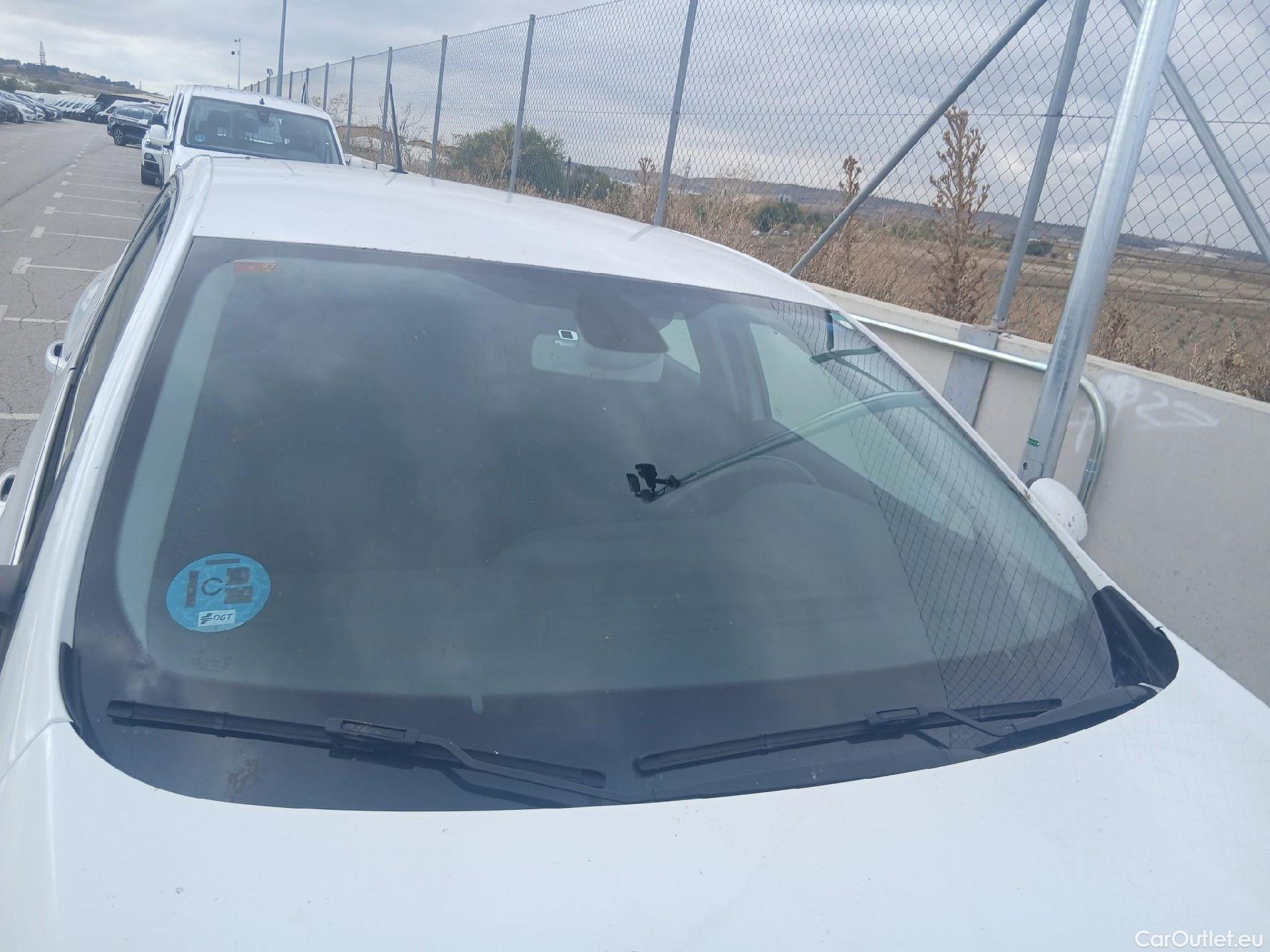  Renault  Megane RENAULT Mégane / 2020 / 5P / berlina con portón Intens Blue dCi 85 kW (115CV) #13