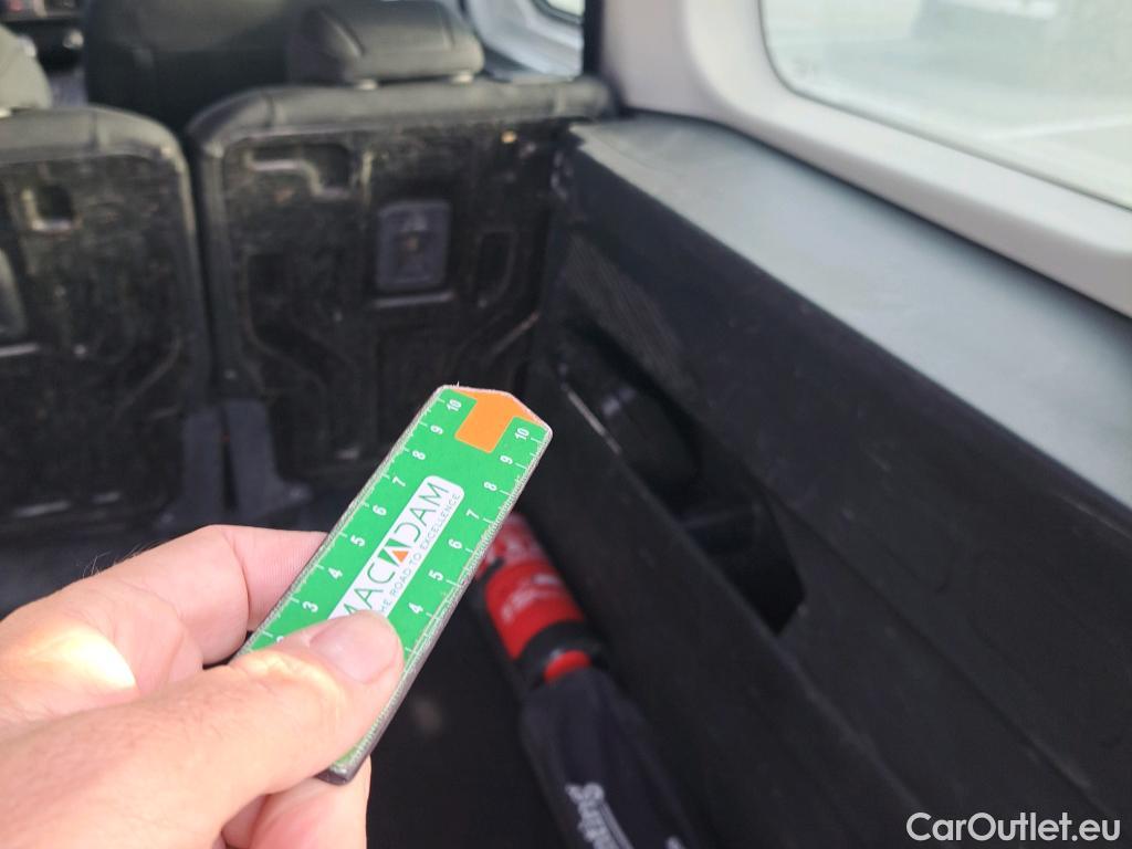  Opel  Combo OPEL  Life / 2018 / 5P / monovolumen 1.5 TD 75kW (100CV) S/S Expression XL #2