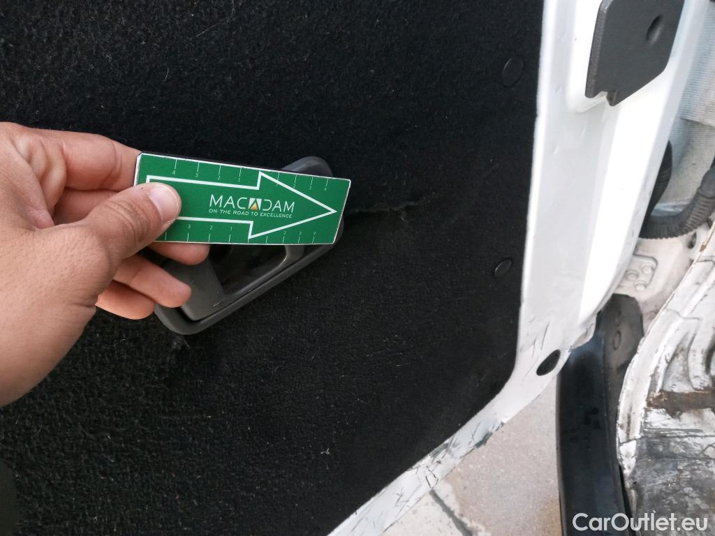  Nissan  NV200 NISSAN e- / 2009 / 4P / furgón Furgón 4p 40 kWh PROFESIONAL #47