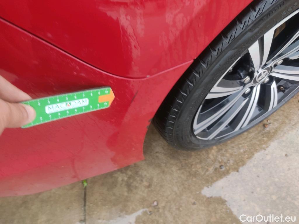  Toyota  Corolla TOYOTA  / 2019 / 5P / familiar 2.0 180H STYLE E-CVT TOURING SPORT #21