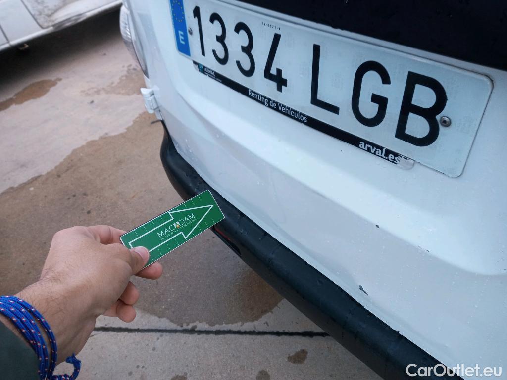  Nissan  NV200 NISSAN e- / 2009 / 4P / furgón Furgón 4p 40 kWh PROFESIONAL #11