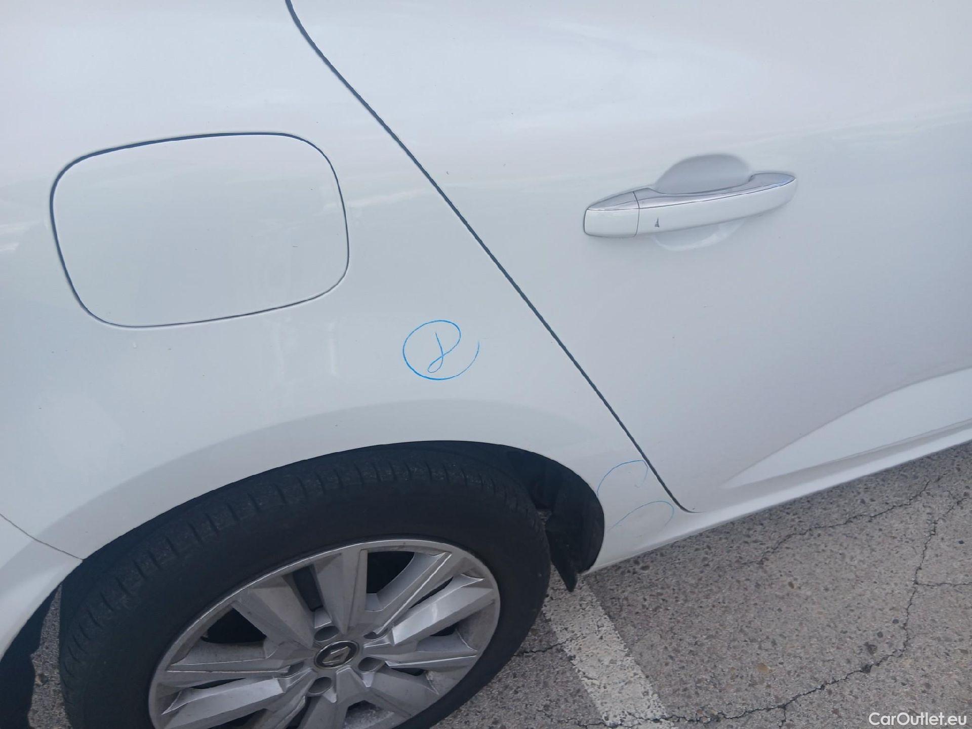  Renault  Megane RENAULT Mégane / 2020 / 5P / berlina con portón Intens Blue dCi 85 kW (115CV) #23