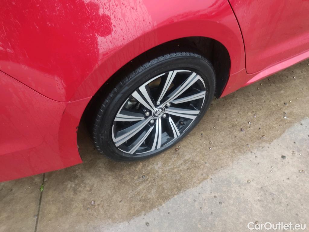  Toyota  Corolla TOYOTA  / 2019 / 5P / familiar 2.0 180H STYLE E-CVT TOURING SPORT #6