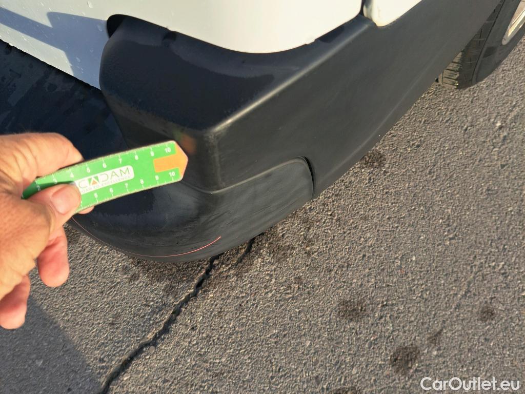  Opel  Combo OPEL  Life / 2018 / 5P / monovolumen 1.5 TD 75kW (100CV) S/S Expression XL #36