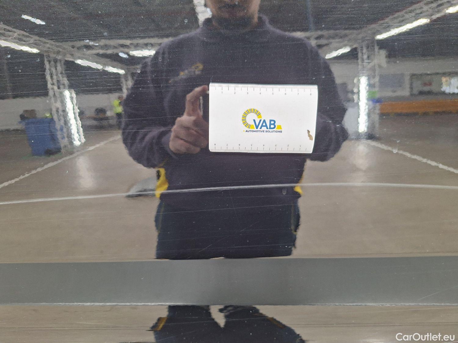  Volvo  XC 40 Volvo, XC40 '17, Volvo XC40 D3 Momentum Pro 5d #8