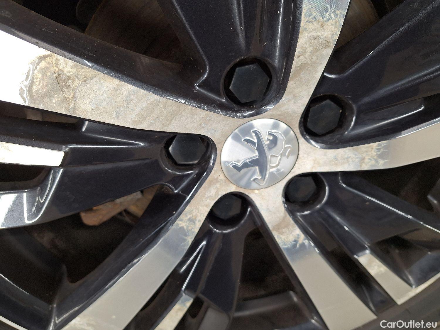  Peugeot  5008 Peugeot,  '16, Peugeot  1.5 BlueHDi 96kW S&S EAT8 GT Line 5d #5