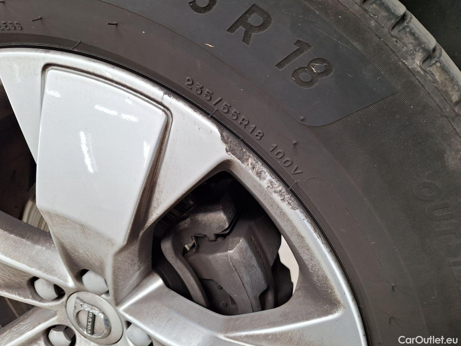  Volvo  XC 40 Volvo, XC40 '17, Volvo XC40 D3 Momentum Pro 5d #2