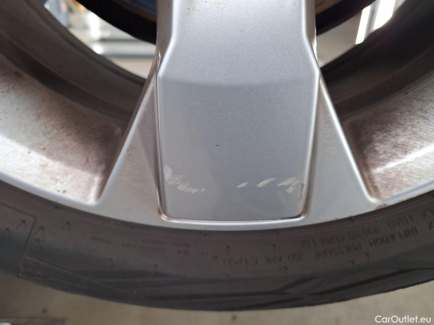  Volvo  XC 40 Volvo, XC40 '17, Volvo XC40 D3 Momentum Pro 5d #6