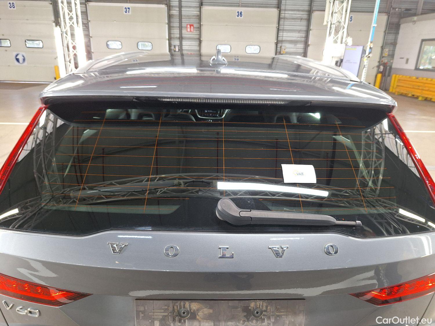  Volvo  V60 Volvo,  '18, Volvo  D3 Geartronic Momentum Pro 5d #39