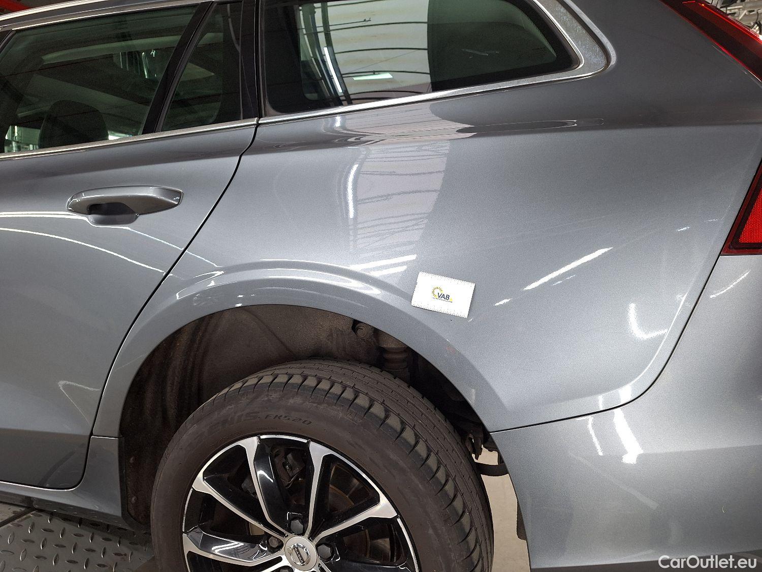  Volvo  V60 Volvo,  '18, Volvo  D3 Geartronic Momentum Pro 5d #29