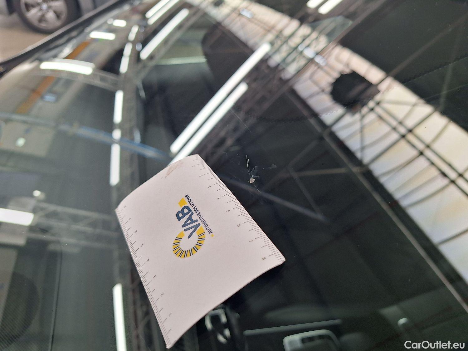  Mercedes  A-Klasse Mercedes, A-Class Berline '18, Mercedes-Benz  Limousine A 180 d DCT Busin #2