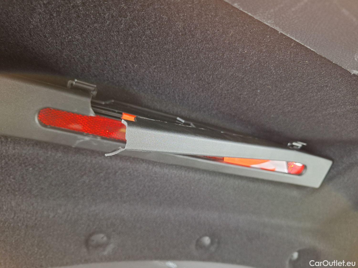  Mercedes  CLA-Klasse Mercedes, CLA-Class '19, Mercedes-Benz CLA CLA 180 d Business Solution Aut.!!NO COC!! #63