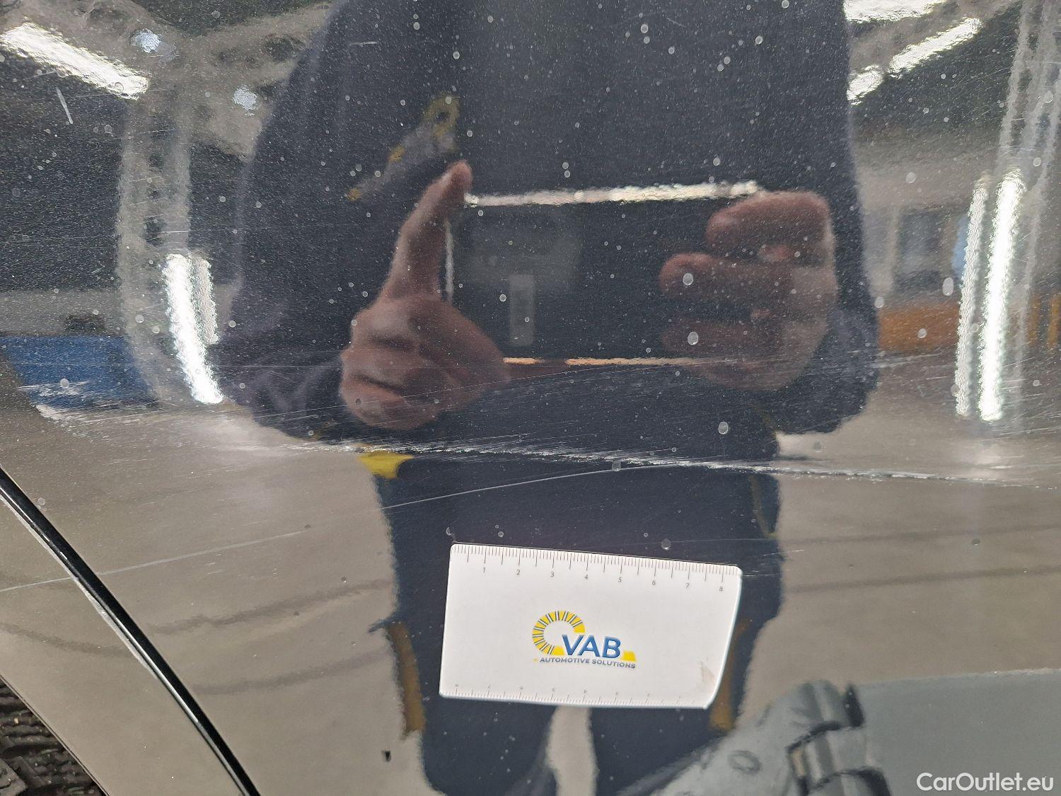  Mercedes  A-Klasse Mercedes, A-Class Berline '18, Mercedes-Benz  Limousine A 180 d DCT Busin #15