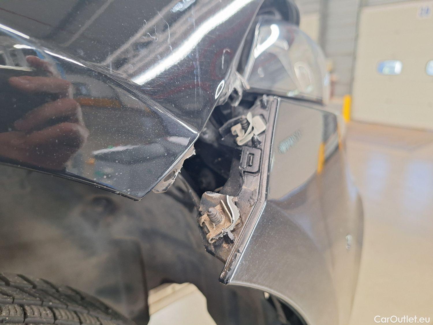  Mercedes  A-Klasse Mercedes, A-Class Berline '18, Mercedes-Benz  Limousine A 180 d DCT Busin #8