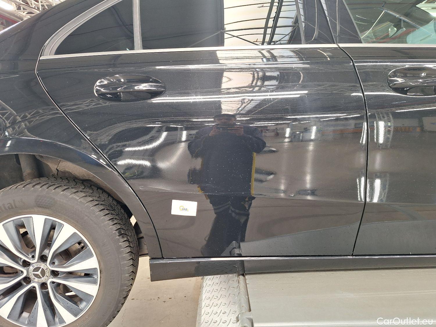  Mercedes  A-Klasse Mercedes, A-Class Berline '18, Mercedes-Benz  Limousine A 180 d DCT Busin #14