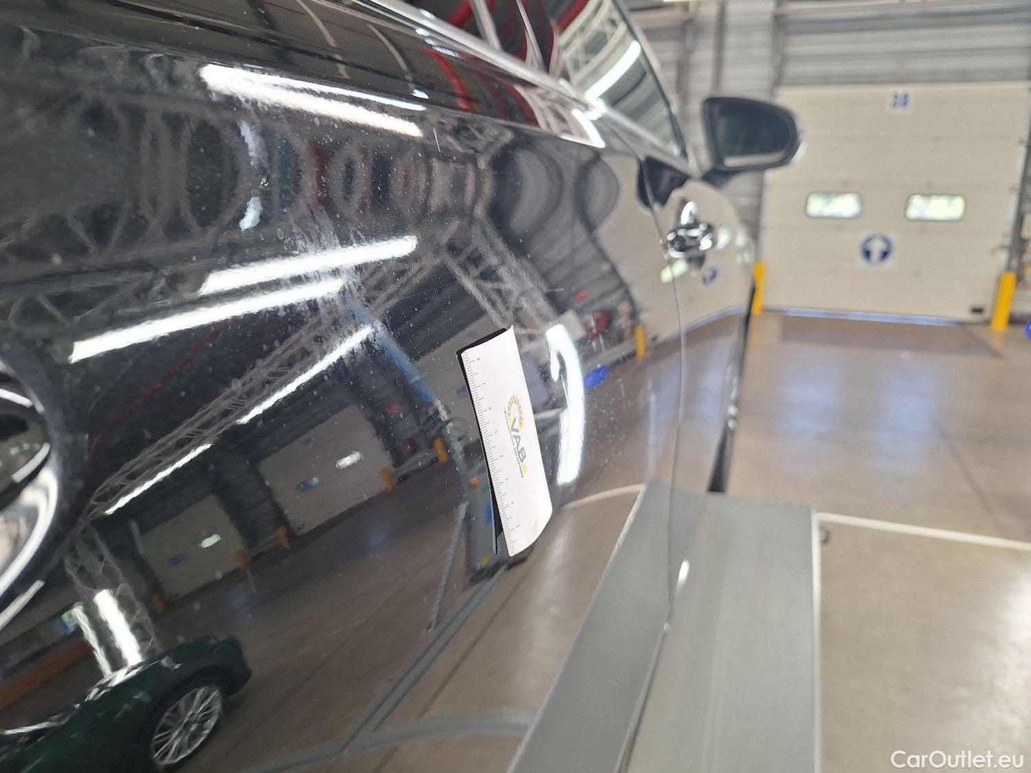  Mercedes  A-Klasse Mercedes, A-Class Berline '18, Mercedes-Benz  Limousine A 180 d DCT Busin #12