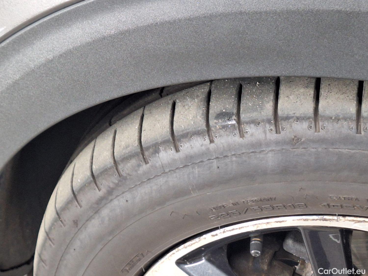  Peugeot  5008 Peugeot,  '16, Peugeot  1.5 BlueHDi 96kW S&S EAT8 GT Line 5d #36