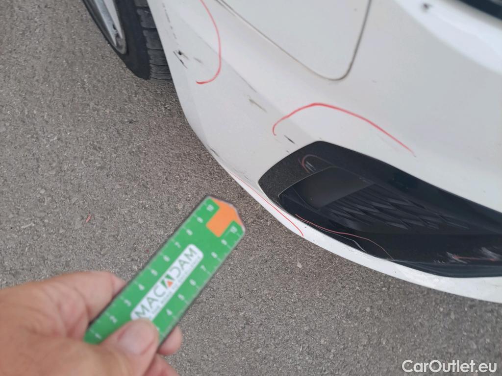  Audi  A4 AUDI  / 2019 / 5P / familiar Avant Black line 40 TDI 140kW quat S tro #25