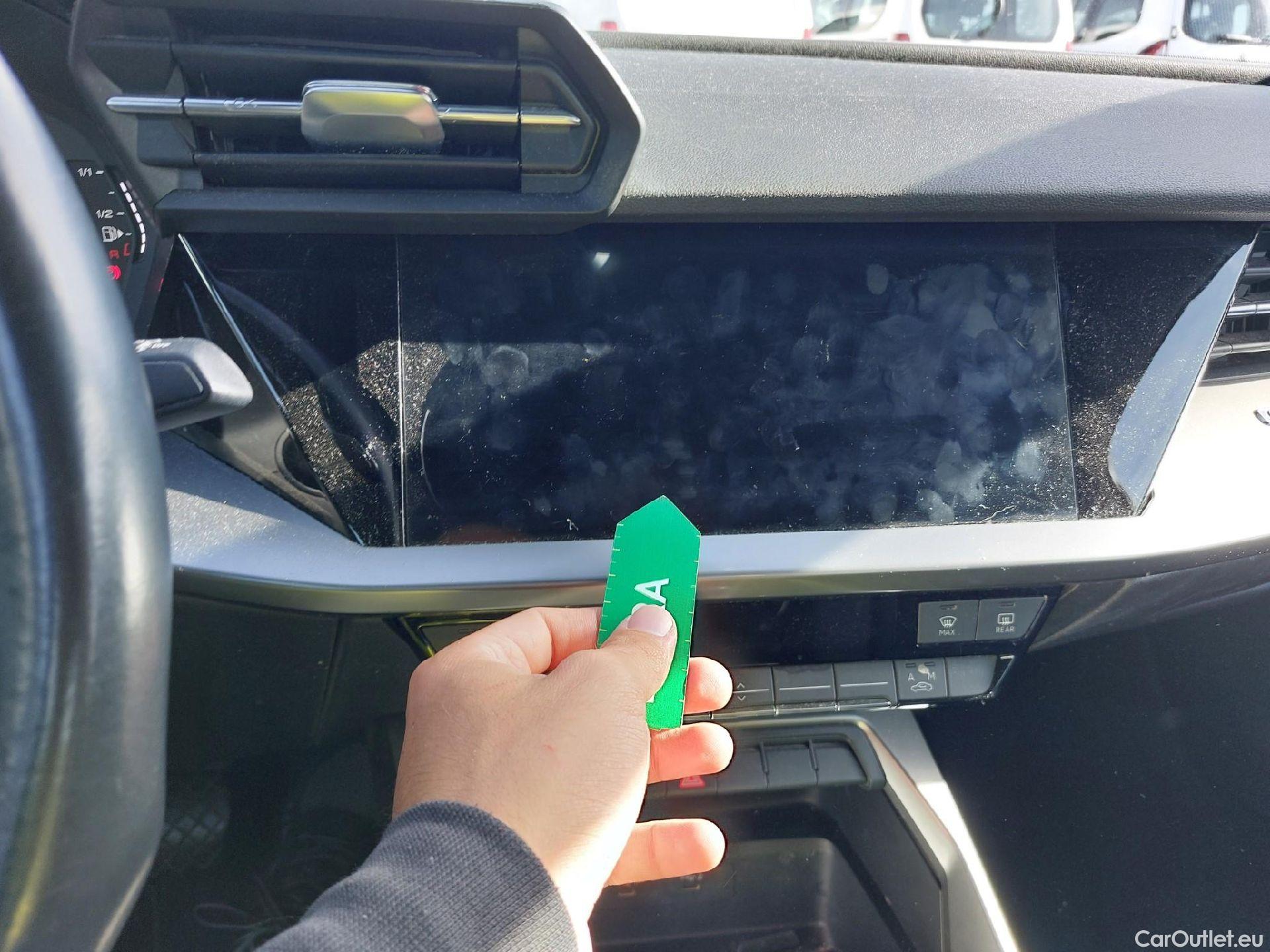  Audi  A3 AUDI  / 2020 / 5P / berlina con portón Sportback 30 TFSI 81kW (110CV) S tronic #1