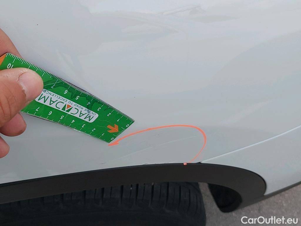  Bmw  X1 BMW  / 2015 / 5P / todoterreno sDrive18d #4