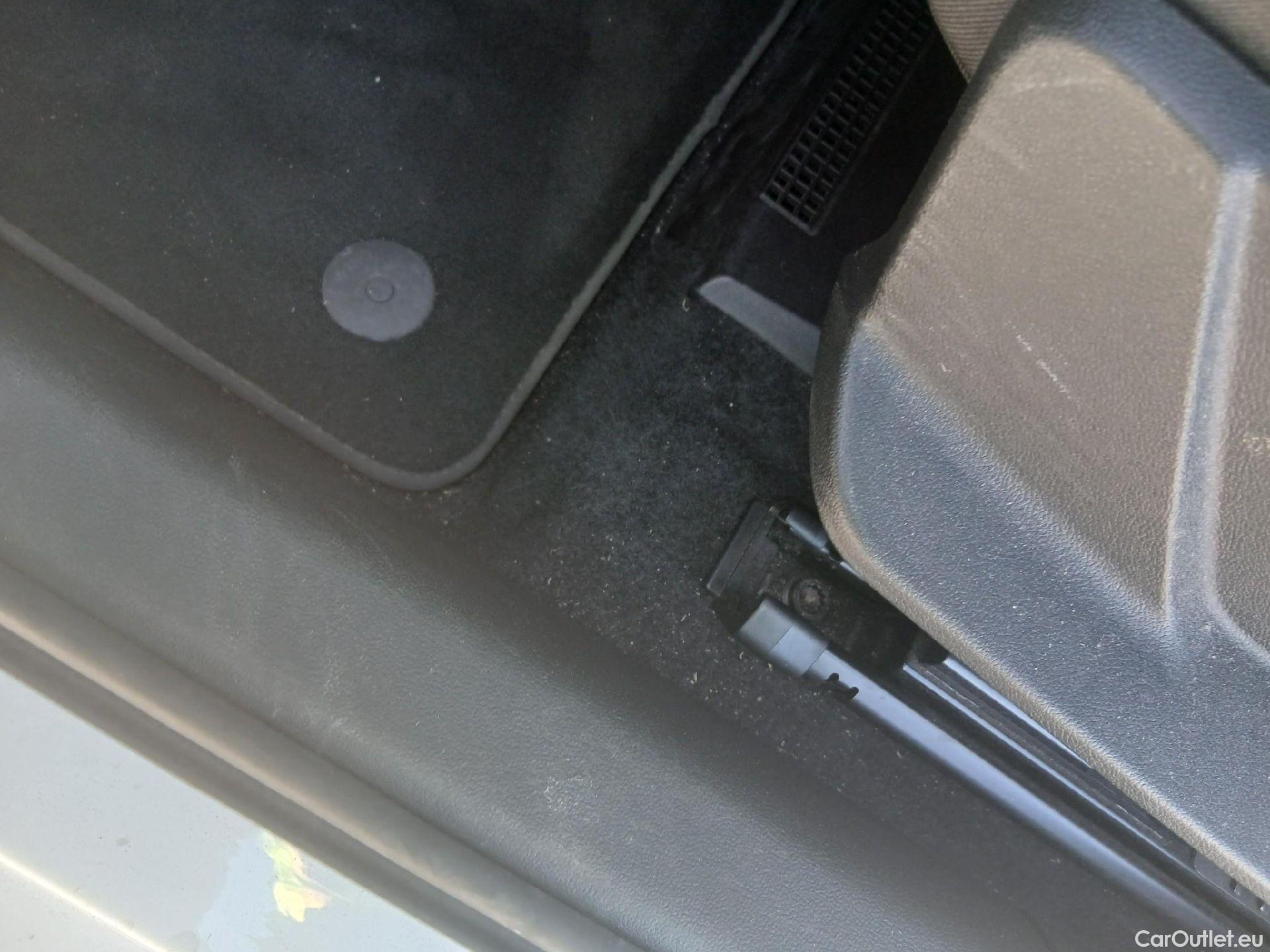  Audi  A3 AUDI  / 2020 / 5P / berlina con portón Sportback 30 TFSI 81kW (110CV) S tronic #1