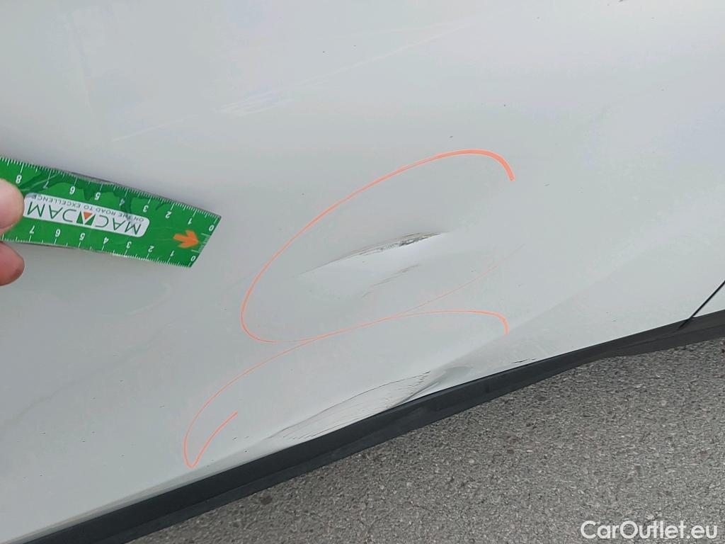  Bmw  X1 BMW  / 2015 / 5P / todoterreno sDrive18d #2