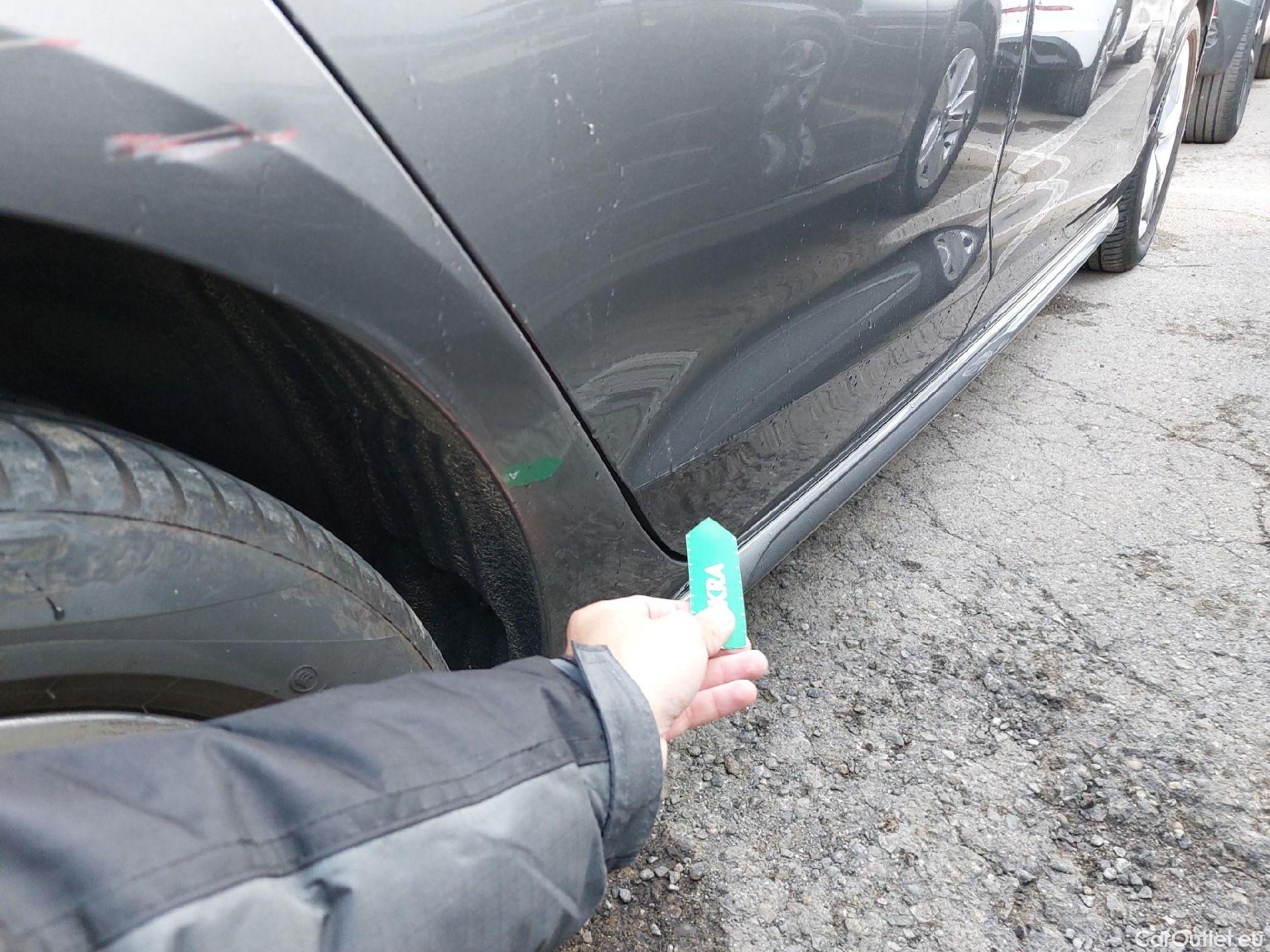  Audi  A4 AUDI  / 2019 / 5P / familiar Avant Advanced 35 TDI 120kW S tronic #13