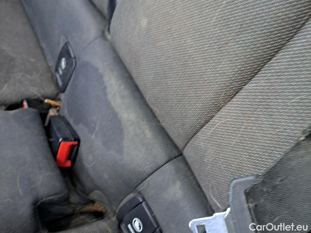  Mini  Cooper MINI MINI / 2014 / 5P / berlina con portón ONE 5 PUERTAS (CX) #13