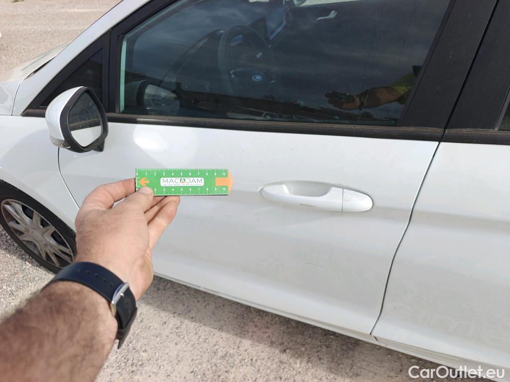  Ford  Fiesta FORD  5p 7G berlina con portón 1.5 TDCi 63kW Trend+ 5p #10