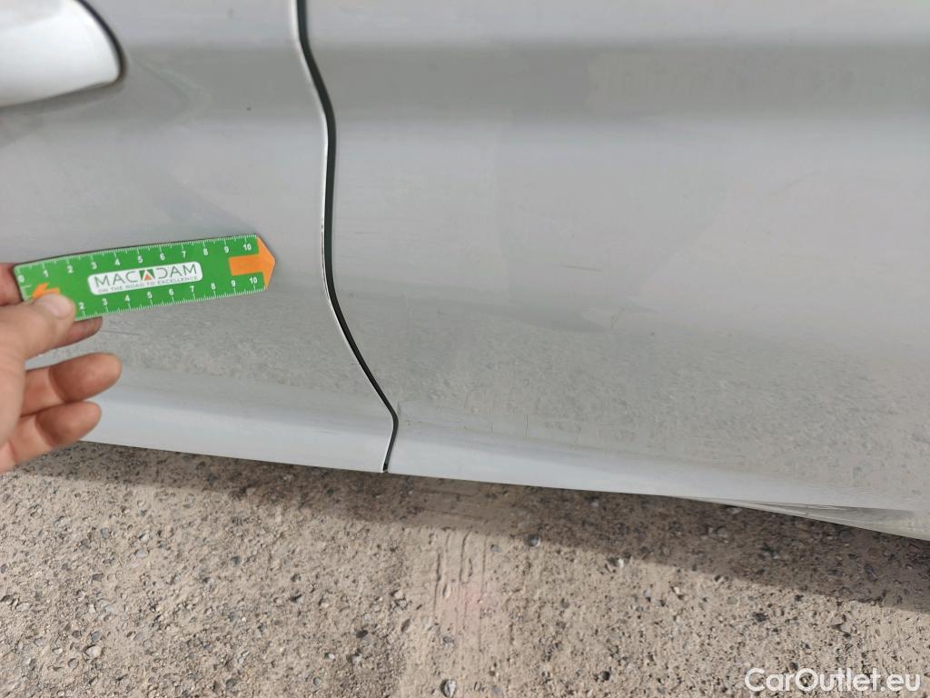  Ford  Fiesta FORD  5p 7G berlina con portón 1.5 TDCi 63kW Trend+ 5p #11