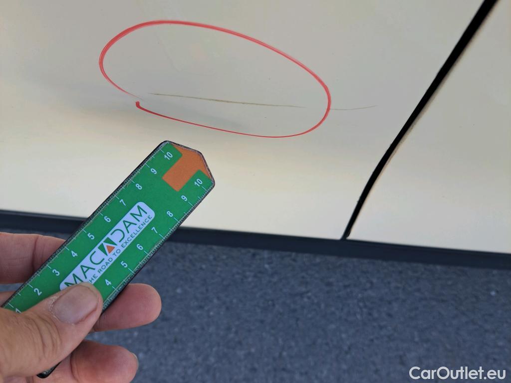  Mini  Cooper MINI MINI / 2014 / 5P / berlina con portón ONE 5 PUERTAS (CX) #27