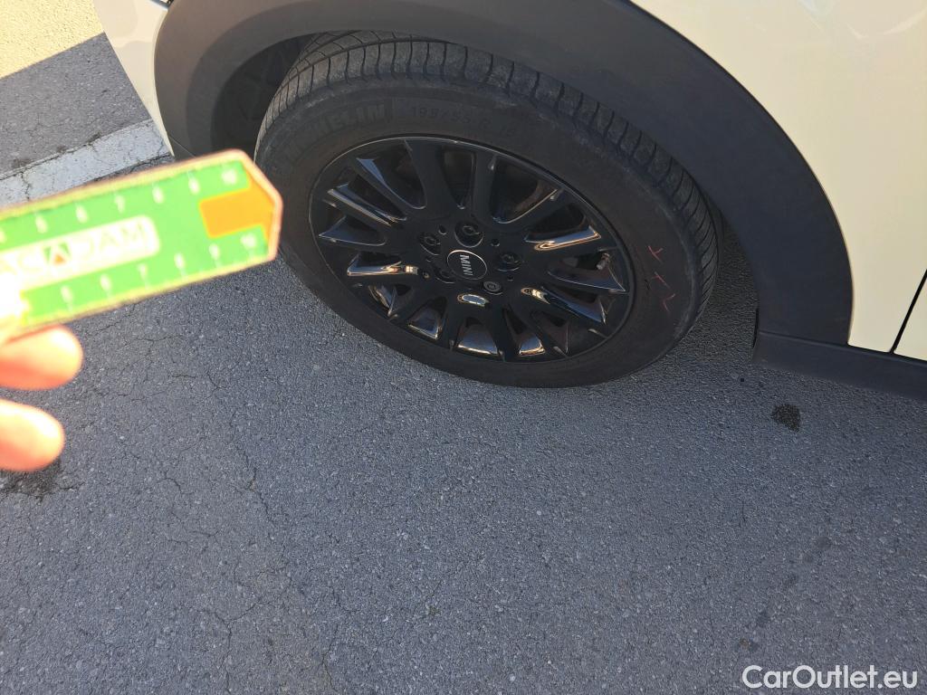  Mini  Cooper MINI MINI / 2014 / 5P / berlina con portón ONE 5 PUERTAS (CX) #6