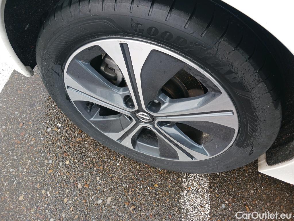  Nissan  Leaf NISSAN  / 2017 / 5P / berlina con portón 40kWh N-Connecta #30