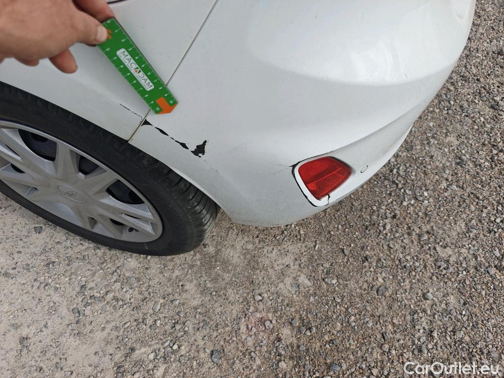  Ford  Fiesta FORD  5p 7G berlina con portón 1.5 TDCi 63kW Trend+ 5p #27