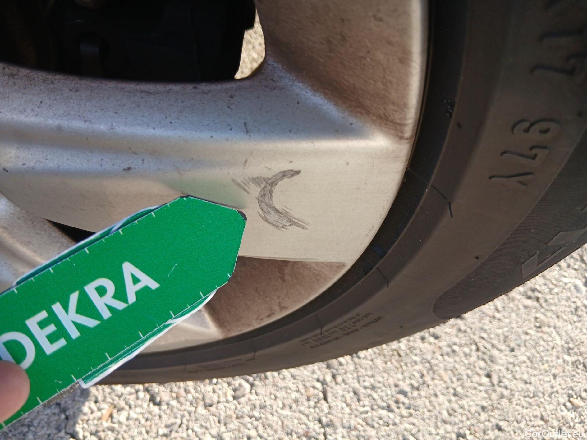  Mini  Countryman MINI  / 2020 / 5P / berlina con portón Cooper S E ALL4 #2