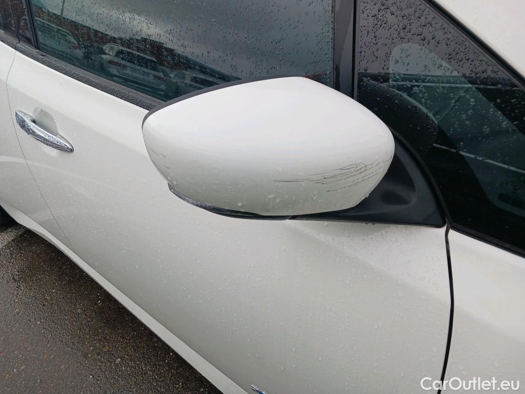  Nissan  Leaf NISSAN  / 2017 / 5P / berlina con portón 40kWh N-Connecta #28