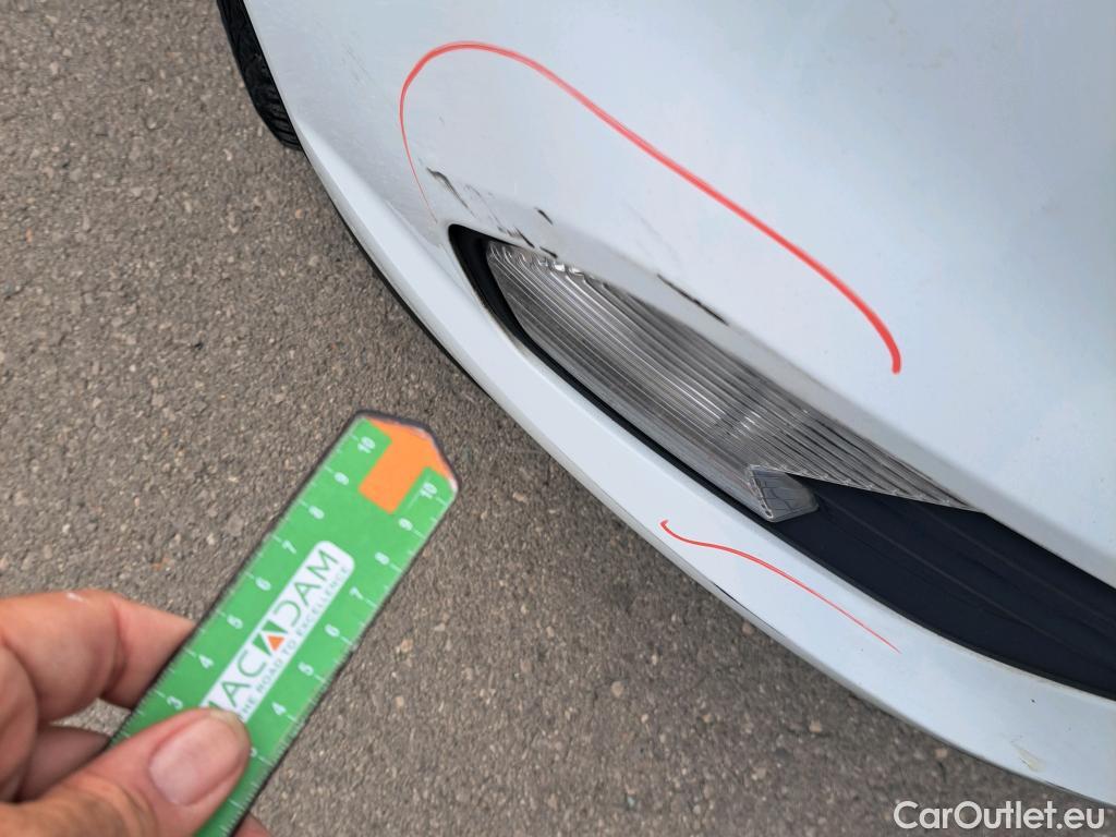  Ford  Kuga FORD  / 2016 / 5P / todoterreno 1.5 EcoBoost 88kW 4x2 Trend+ (CX) #16