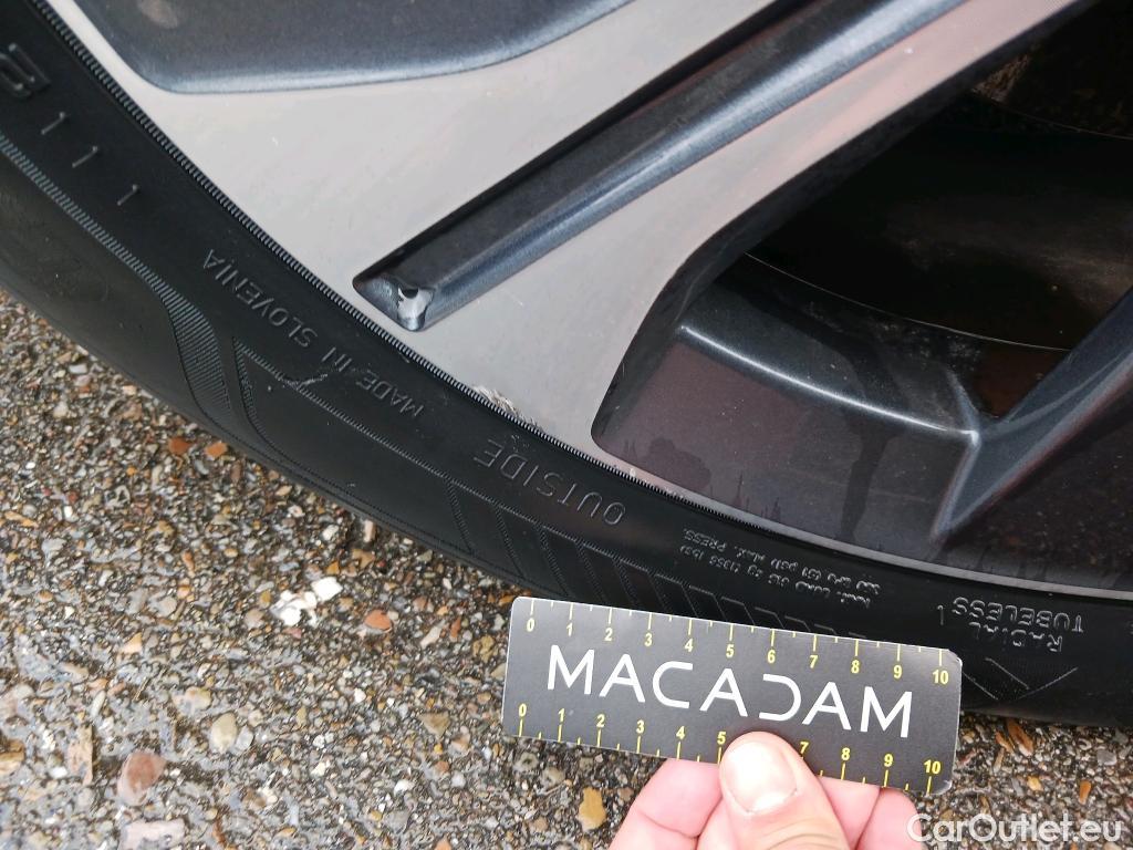  Nissan  Leaf NISSAN  / 2017 / 5P / berlina con portón 40kWh N-Connecta #2