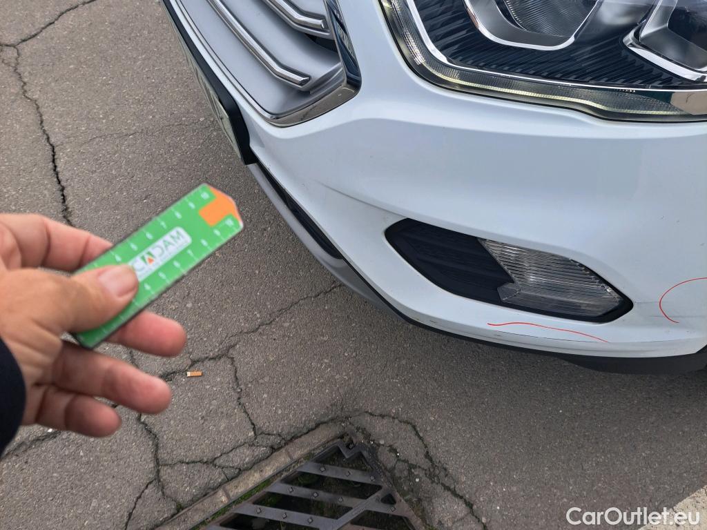  Ford  Kuga FORD  / 2016 / 5P / todoterreno 1.5 EcoBoost 88kW 4x2 Trend+ (CX) #13