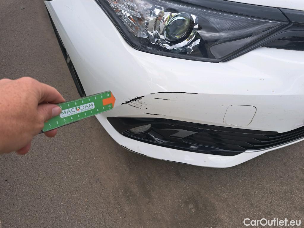  Toyota  Auris TOYOTA  / 2015 / 5P / berlina con portón 1.8 140H Hybrid Feel! Edition #6