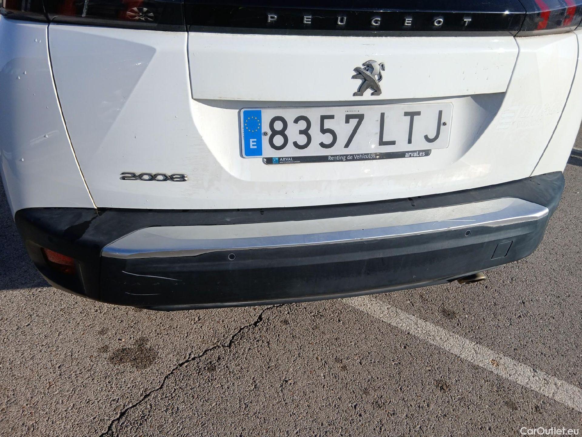  Peugeot  2008 PEUGEOT  / 2019 / 5P / todoterreno Active BlueHDI 81kW (110CV) #19