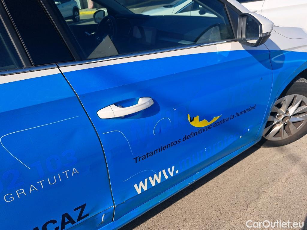  Skoda  Fabia SKODA  / 2021 / 5P / berlina con portón 1.0 TSI 70KW (95CV) Ambition #72