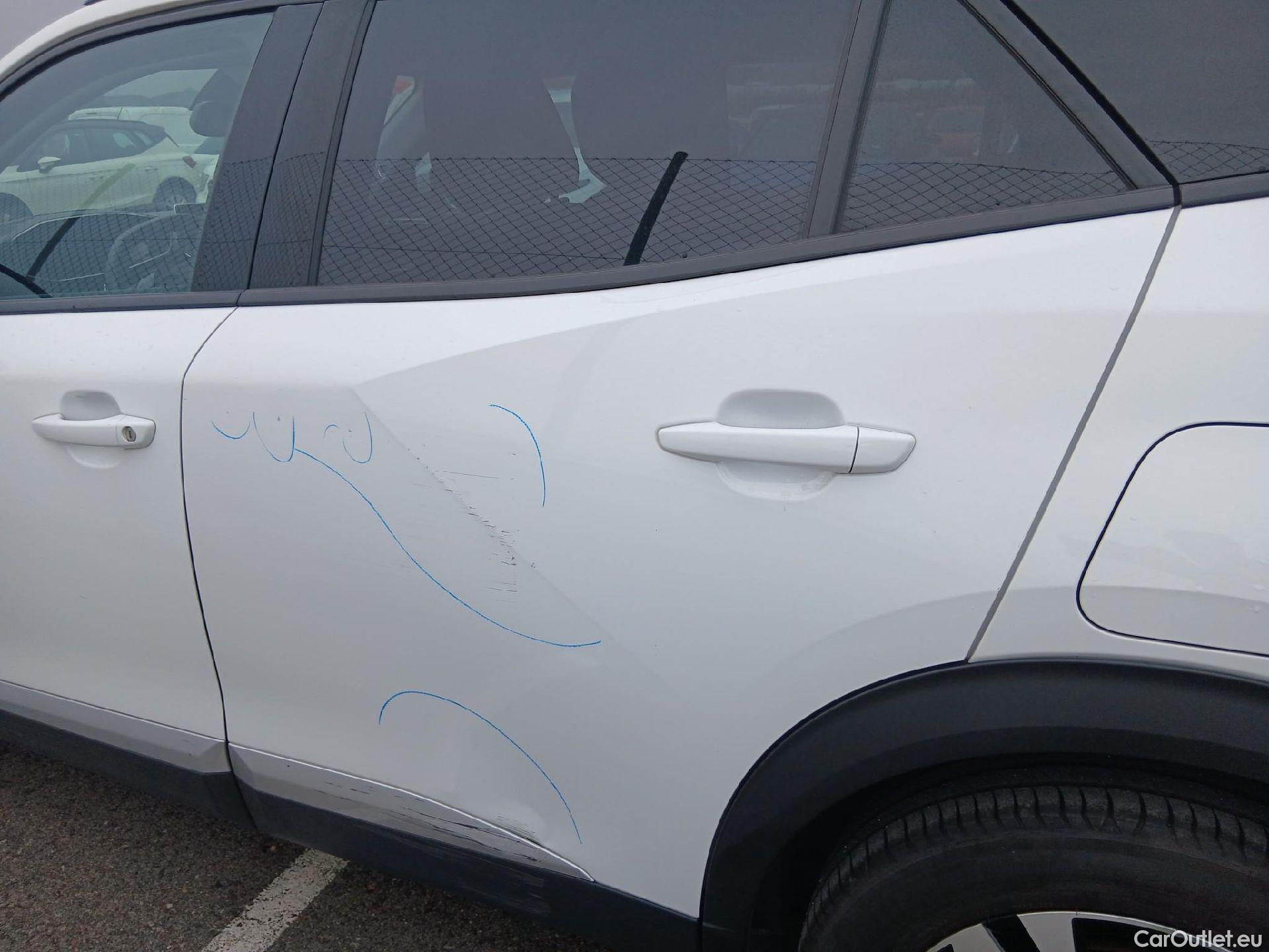  Peugeot  2008 PEUGEOT  / 2019 / 5P / todoterreno Allure Pack Puretech 130 S&S EAT8 (AC) #15