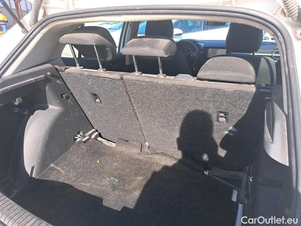  Skoda  Fabia SKODA  / 2021 / 5P / berlina con portón 1.0 TSI 70KW (95CV) Ambition #55