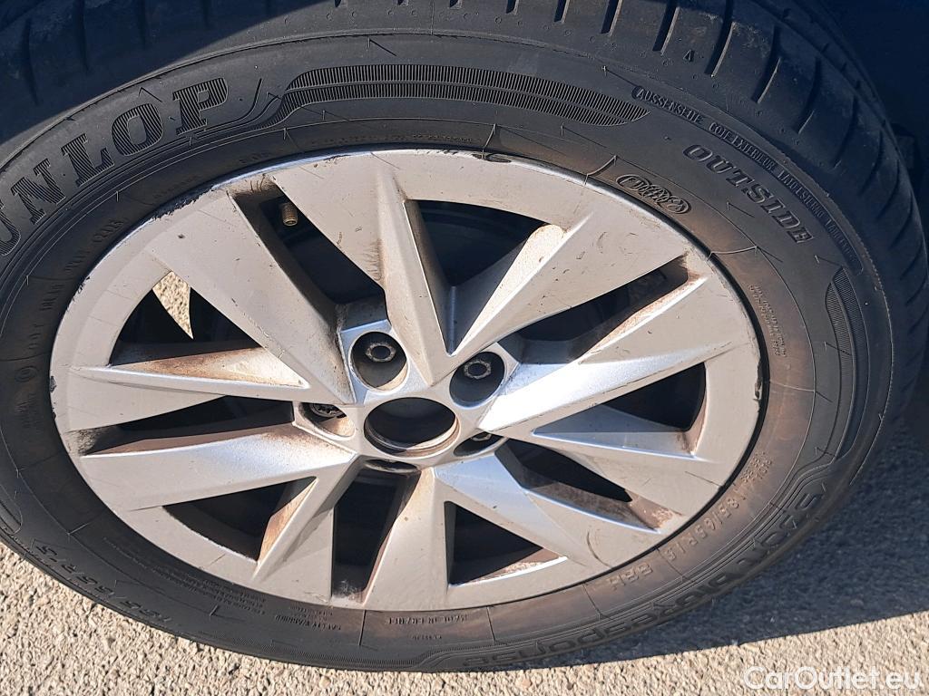  Skoda  Fabia SKODA  / 2021 / 5P / berlina con portón 1.0 TSI 70KW (95CV) Ambition #67