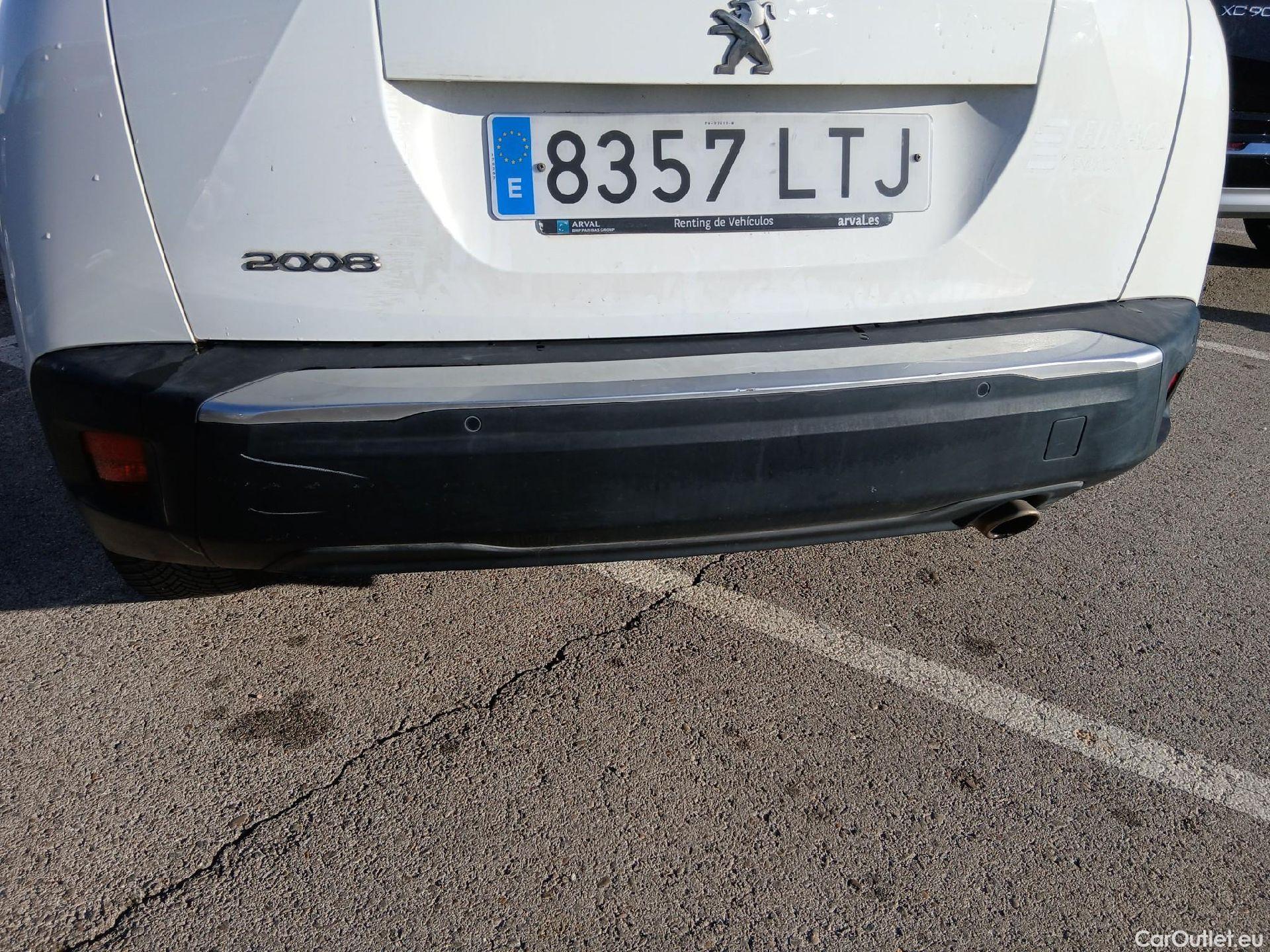  Peugeot  2008 PEUGEOT  / 2019 / 5P / todoterreno Active BlueHDI 81kW (110CV) #20